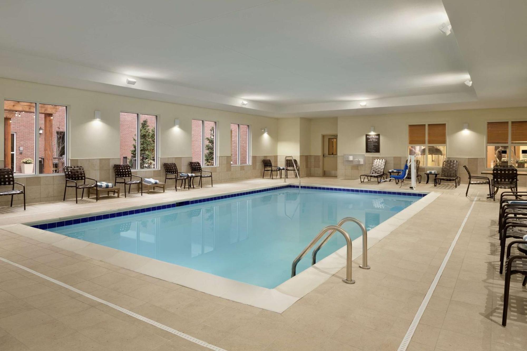 Homewood Suites By Hilton Kalamazoo-Portage Ngoại thất bức ảnh